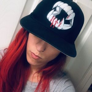 Super RAD - NOOK Vampire Teeth Snap back Cap